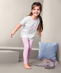 Objednejte si nyní pyžama pro miminka online | TCHIBO
