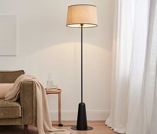 Stojací lampa s textilním stínidlem, černá 654482 z e-shopu Tchibo.cz