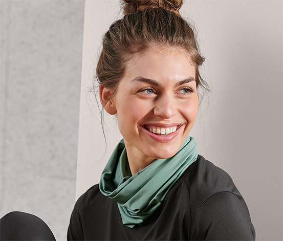 Multifunkční šátek, zelený 646175 z e-shopu Tchibo.cz