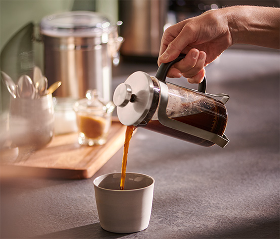 Jak si připravit kávu ve french pressu – Tchibo