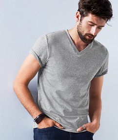 Pánská trička – od ležérních až po elegantní | TCHIBO