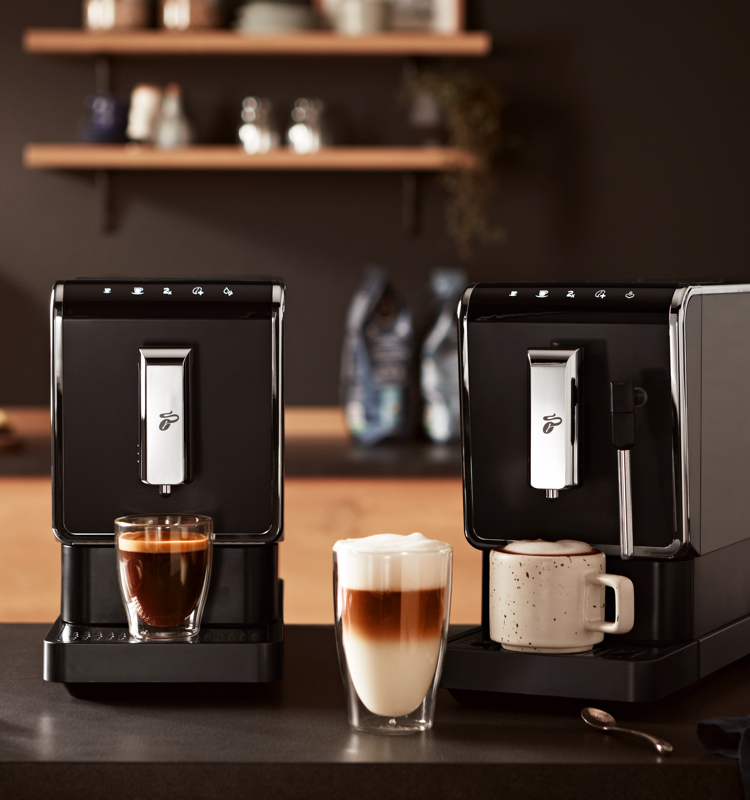 Objednejte si plně automatický kávovar výhodně online | TCHIBO